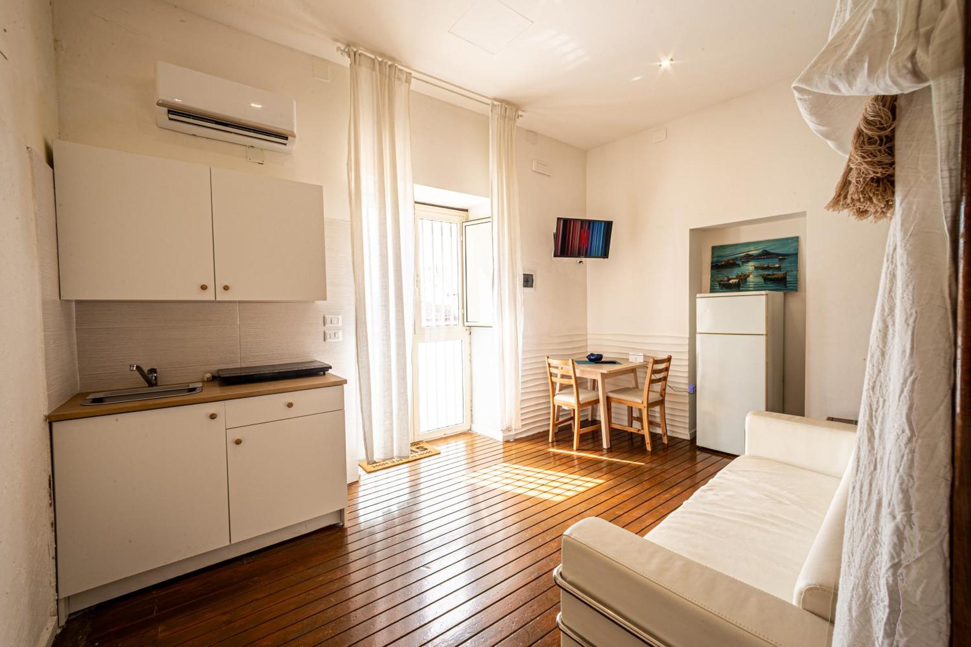 Mh Suites Rooms Apartments Bacoli Exterior photo