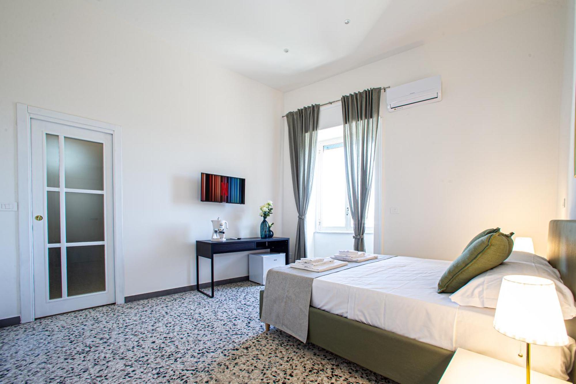 Mh Suites Rooms Apartments Bacoli Exterior photo